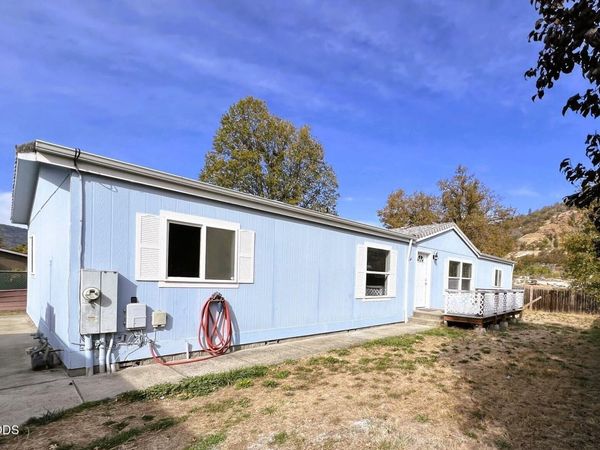 374 Joseph Circle, Gold Hill, OR 97525