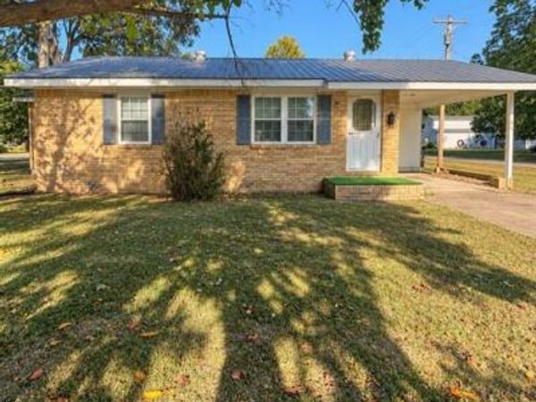 414 Franklin , Campbell, MO 63933