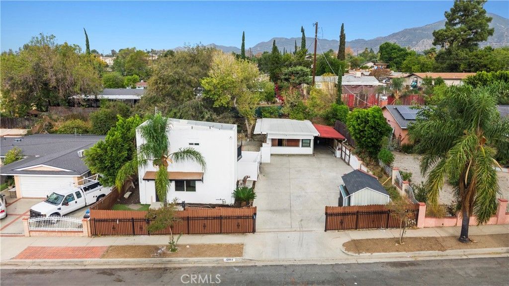 12869 Newton Street, Sylmar, CA 91342 Main Photo