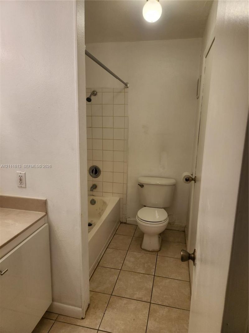 4086 N Pine Island Rd , Unit 510, Sunrise, FL 33351 Photo
