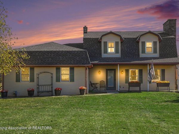 640 N New Street, Stanton, MI 48888
