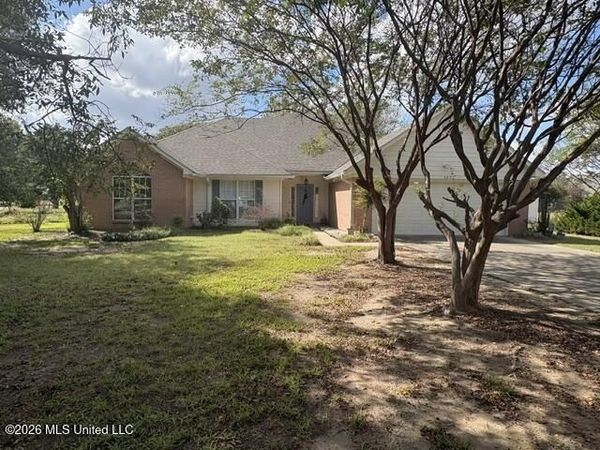 203 Shaw Cove, Clarksdale, MS 38614
