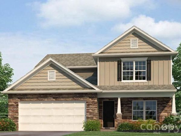 120 Maple Valley Street , Statesville, NC 28677
