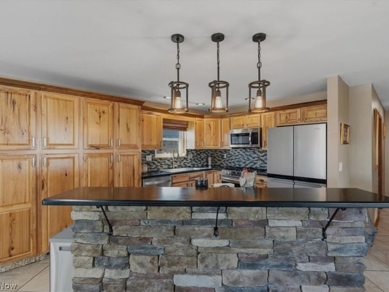 210 Florence Street , Belpre, OH 45714 Photo 10