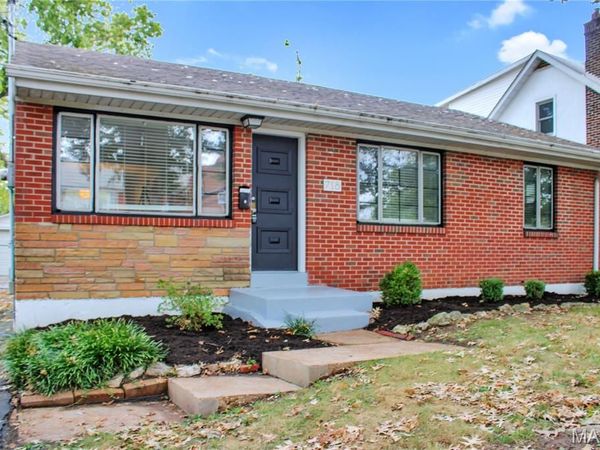 718 N Geyer Road , Kirkwood, MO 63122
