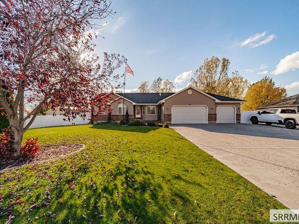 3320 W Woodside Drive, IDAHO FALLS, ID 83401