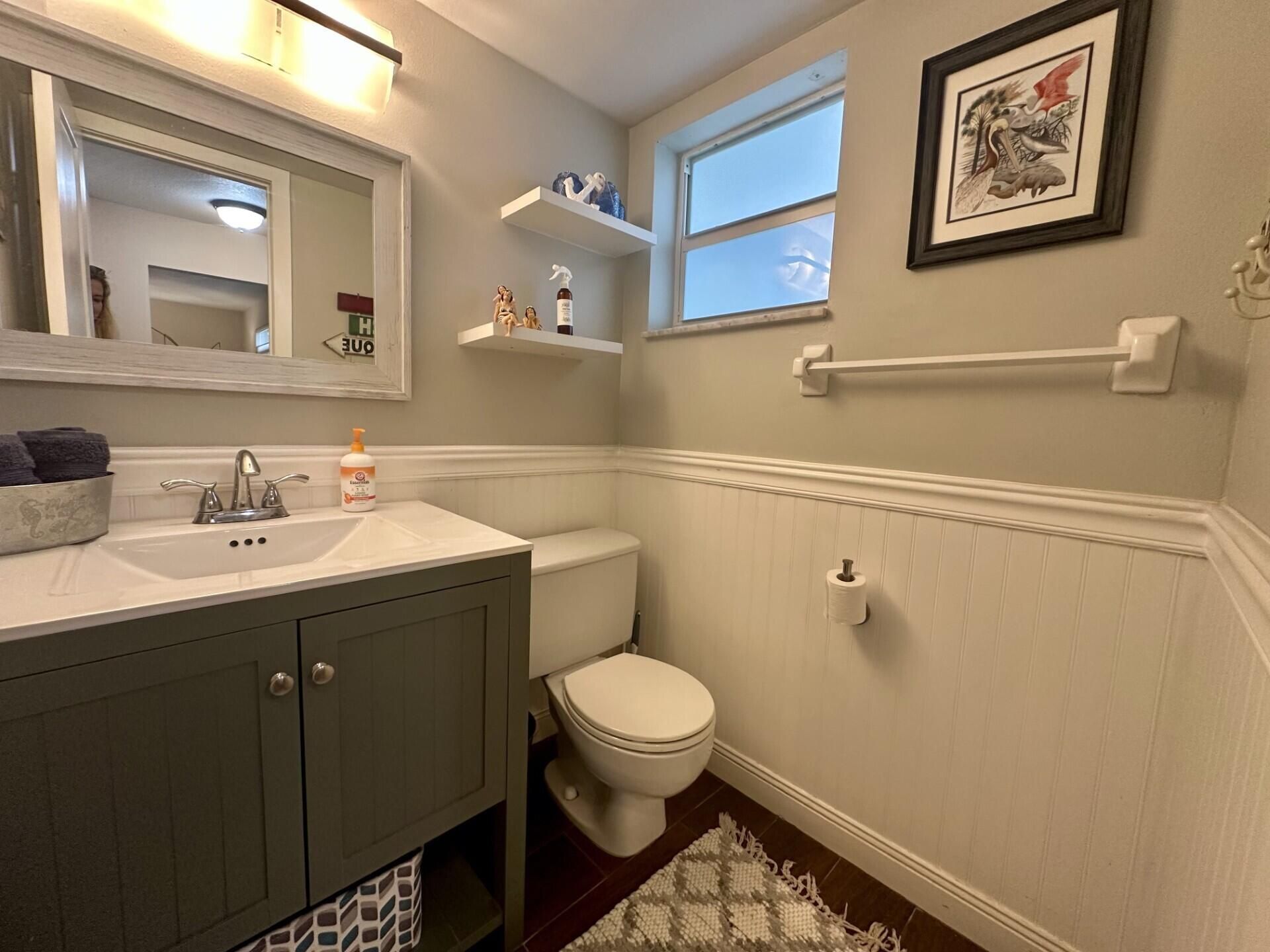 25 Colonial Club Drive, Unit 103, Boynton Beach, FL 33435 Photo