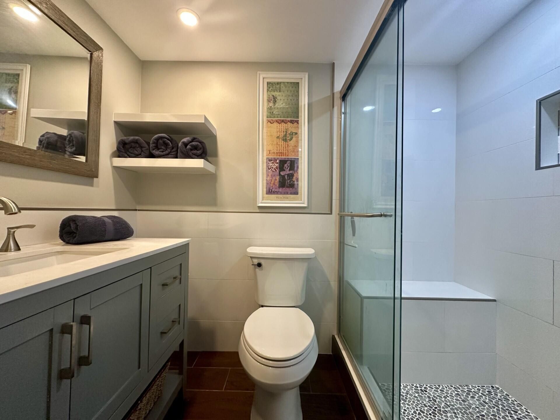 25 Colonial Club Drive, Unit 103, Boynton Beach, FL 33435 Photo