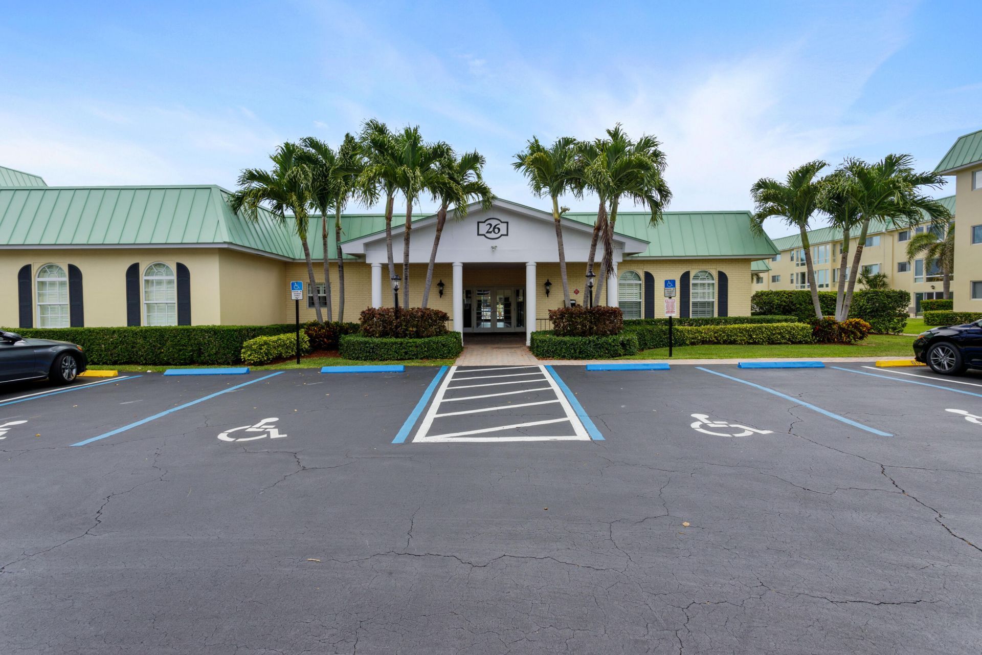 25 Colonial Club Drive, Unit 103, Boynton Beach, FL 33435 Photo