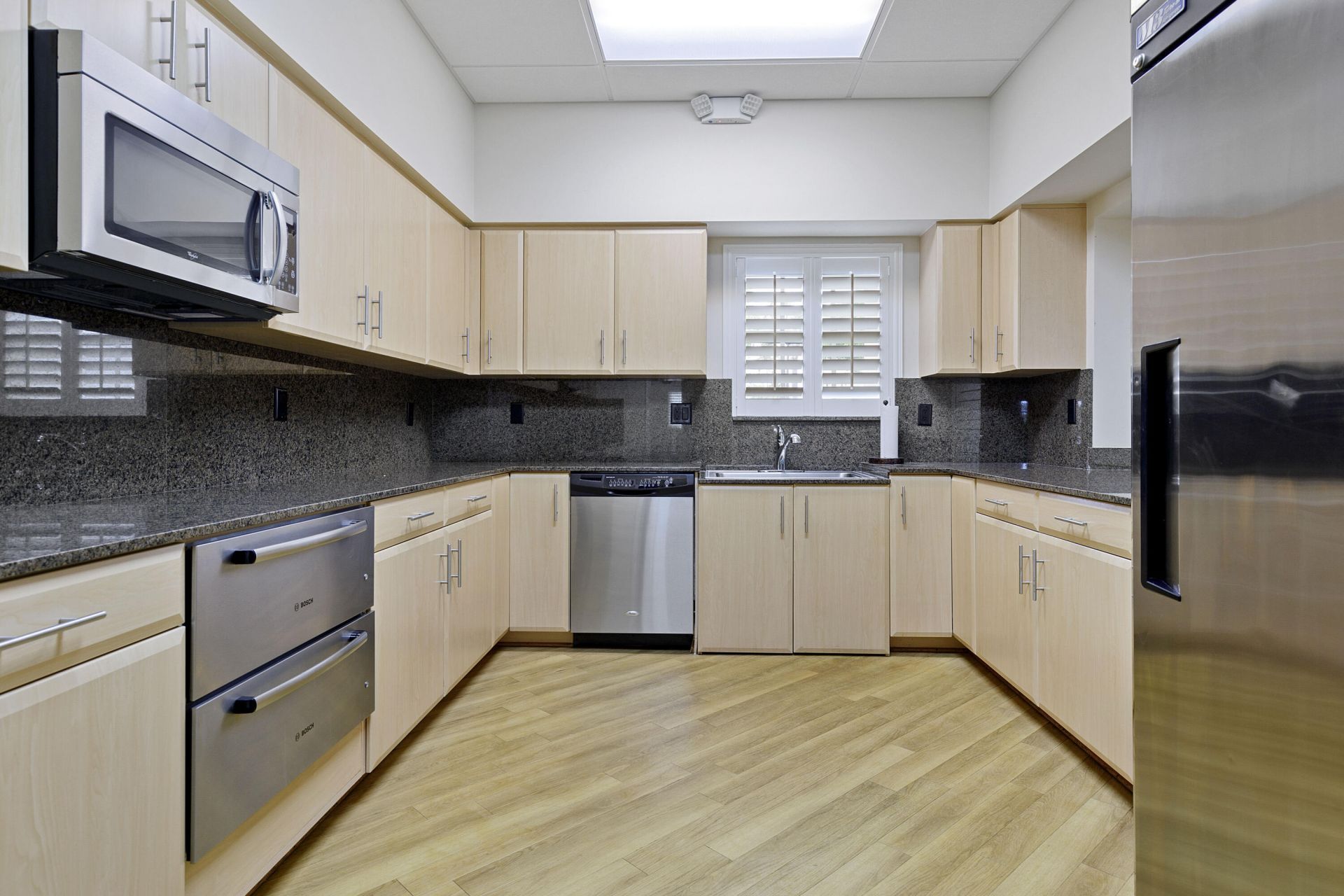 25 Colonial Club Drive, Unit 103, Boynton Beach, FL 33435 Photo