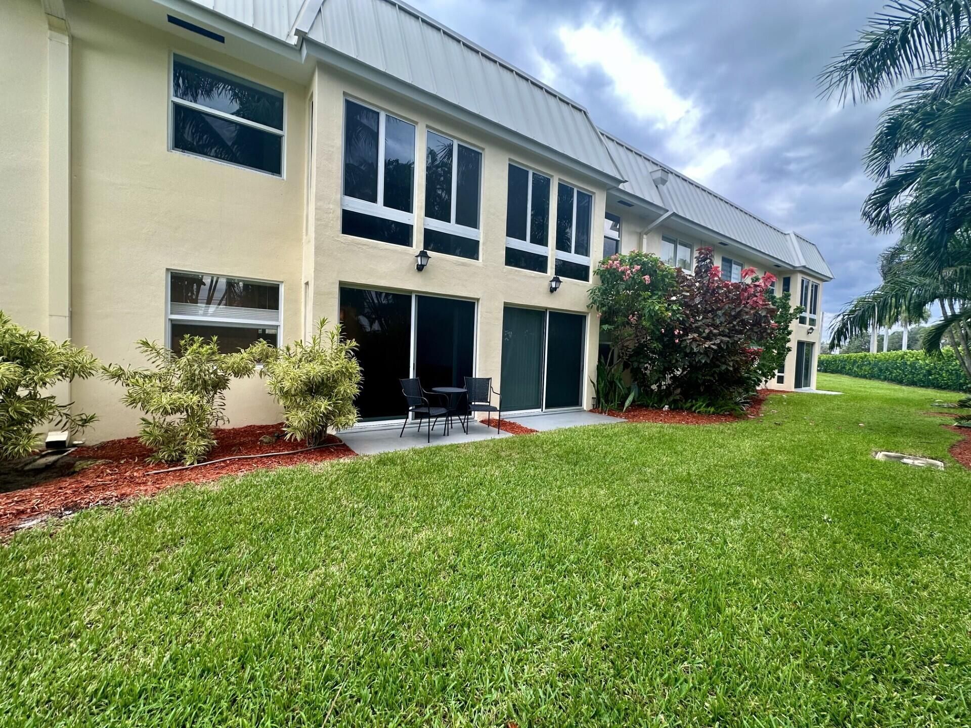 25 Colonial Club Drive, Unit 103, Boynton Beach, FL 33435 Photo