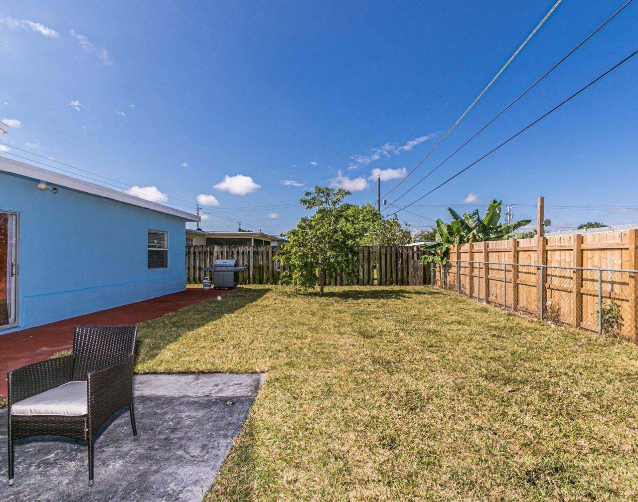 8451 NW 25th Court, Sunrise, FL 33322 Photo