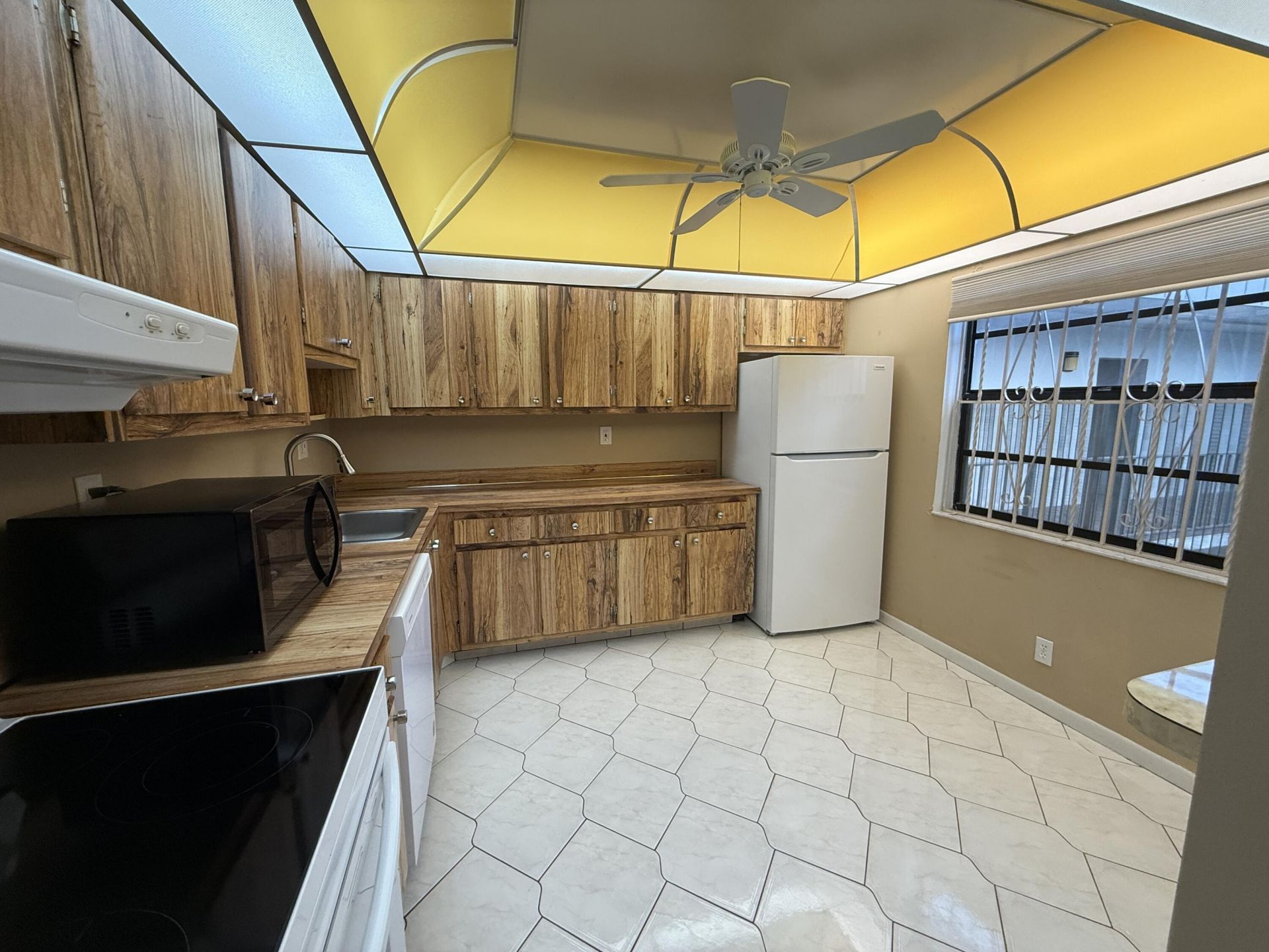 466 Piedmont J, Delray Beach, FL 33484 Photo
