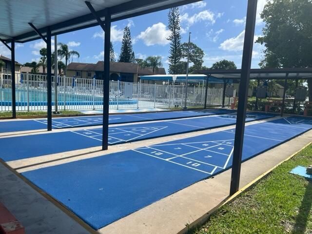 304 Pine Circle, Unit C-2, Greenacres, FL 33463 Photo