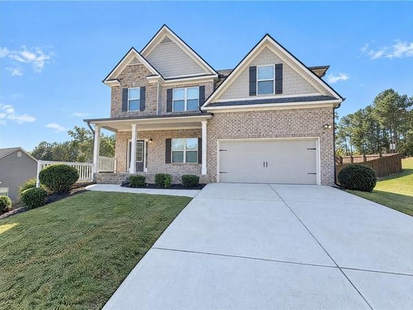 1801 Sycamore Drive , Loganville, GA 30052