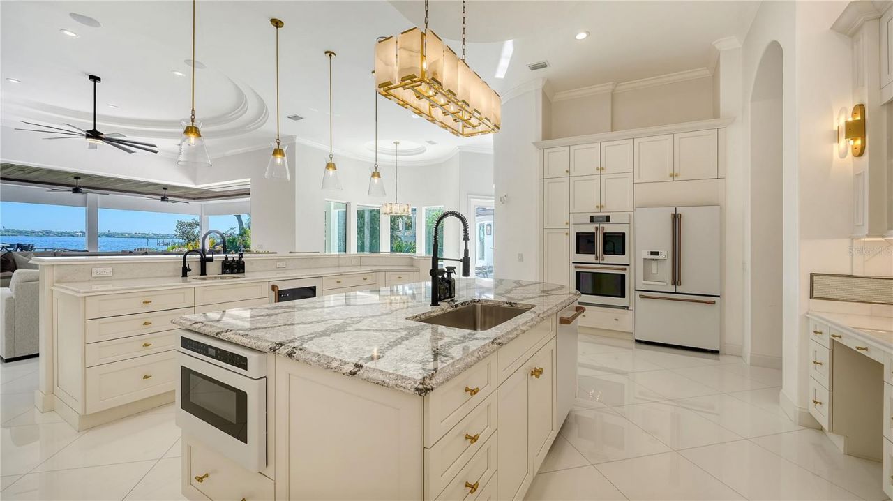 8569 Midnight Pass Road, Sarasota, FL 34242 Photo