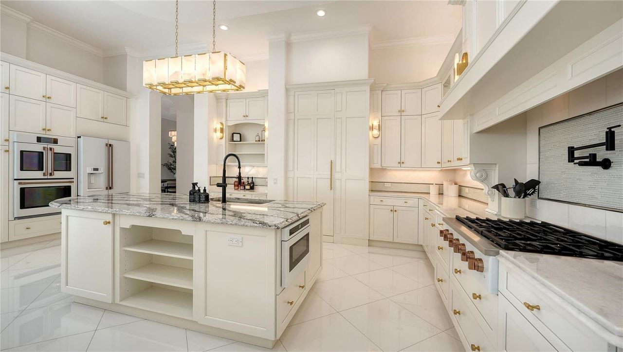 8569 Midnight Pass Road, Sarasota, FL 34242 Photo