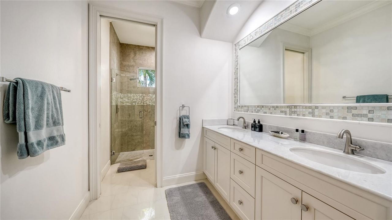 8569 Midnight Pass Road, Sarasota, FL 34242 Photo