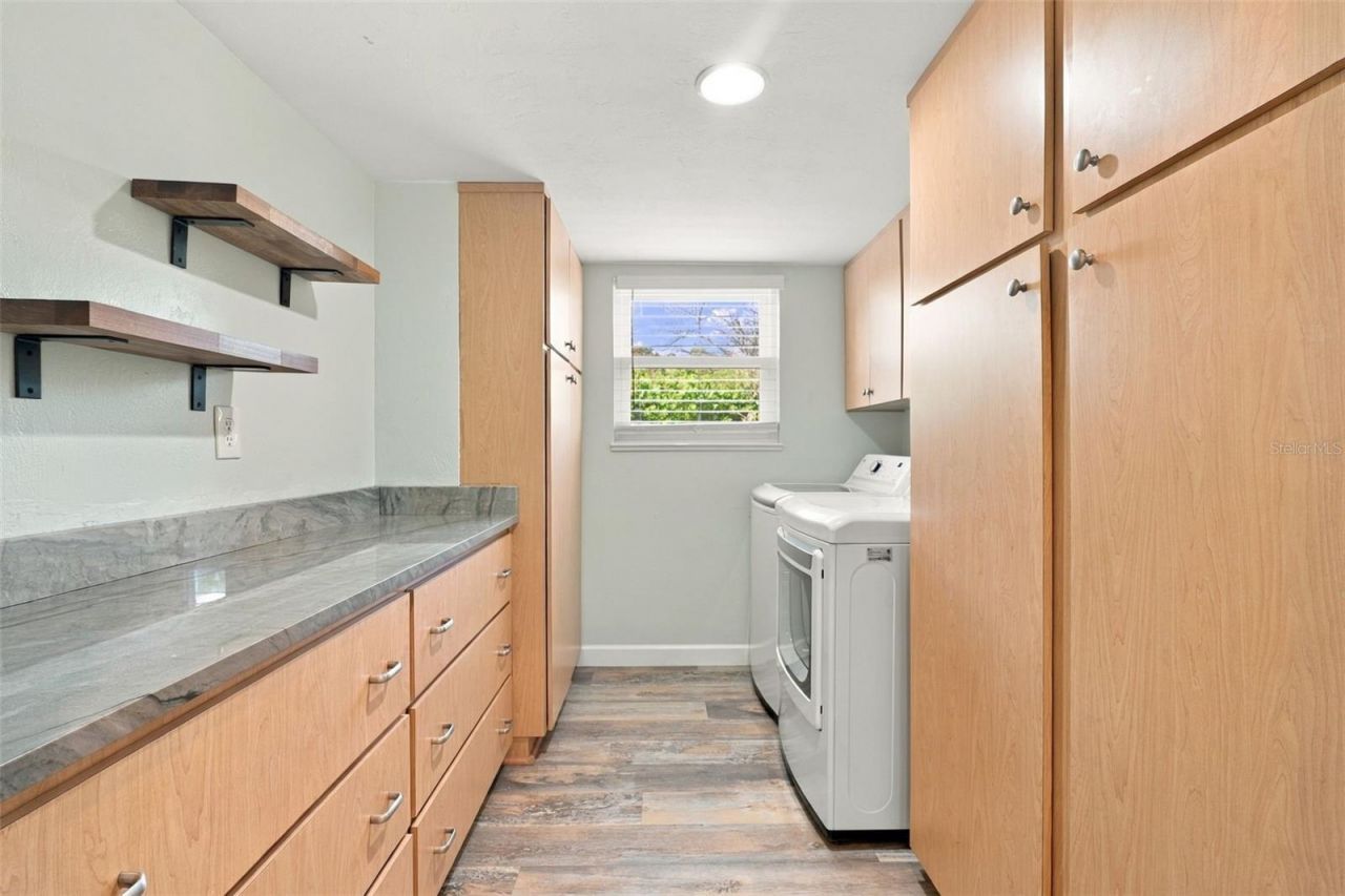 110 Surf Street, New Smyrna Beach, FL 32169 Photo