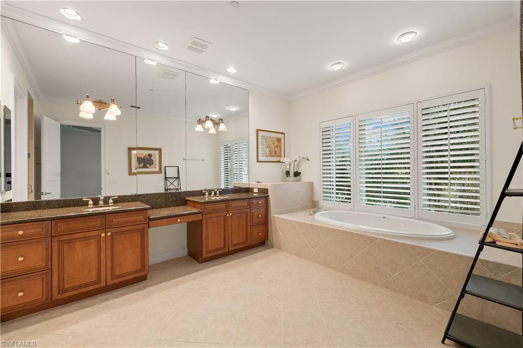 109 Barefoot Cir , Unit 22, Bonita Springs, FL 34134 Photo