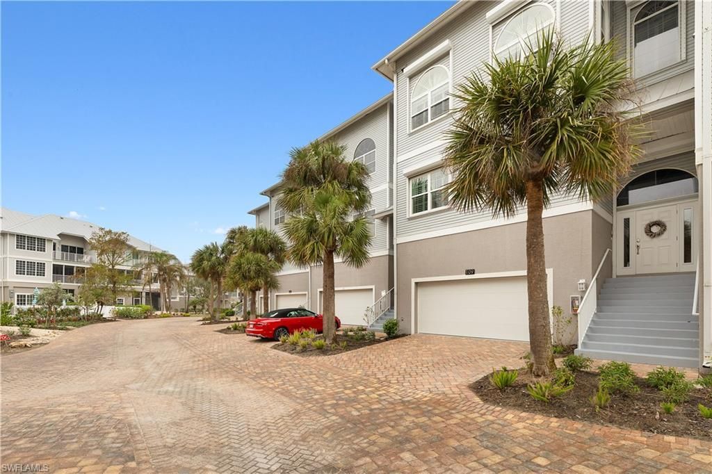 109 Barefoot Cir , Unit 22, Bonita Springs, FL 34134 Photo