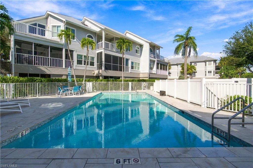 109 Barefoot Cir , Unit 22, Bonita Springs, FL 34134 Photo