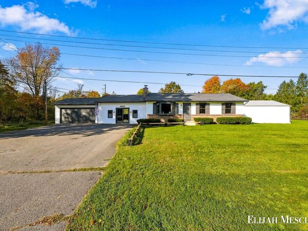 9038 S 12th Street, Schoolcraft, MI 49087