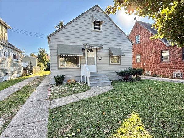 16705 Puritas Avenue , Cleveland, OH 44135