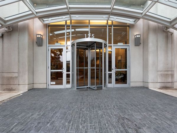 125 S Jefferson Street, Unit 2206, Chicago, IL 60661