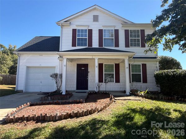 1428 Nature Place , Charlotte, NC 28214