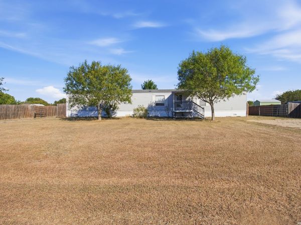 161 TONTO TRL, Seguin, TX 78155