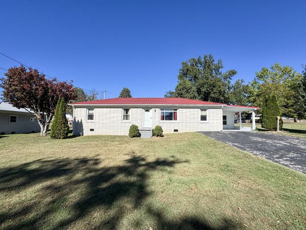 1973 Stevens Dr , Westmoreland, TN 37186