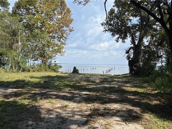 3973 Bay Front Road, Mobile, AL 36605