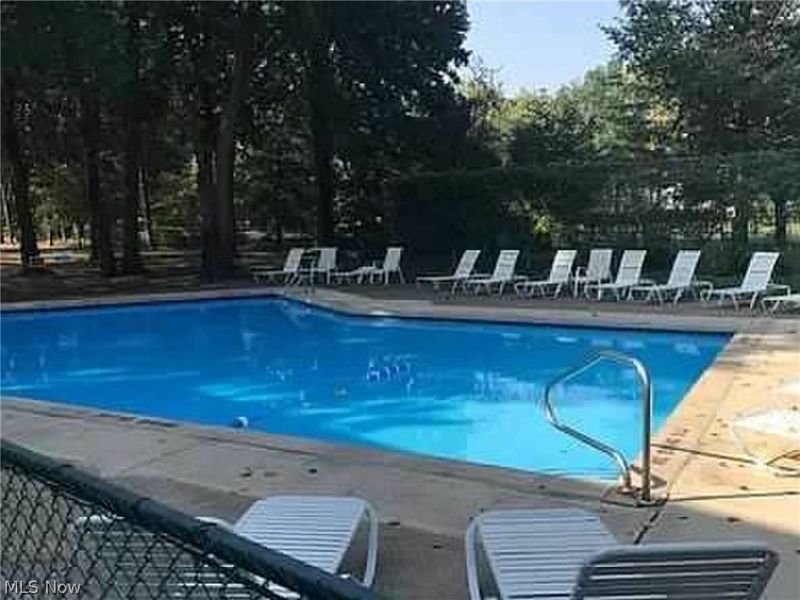 33803 Electric Boulevard, Unit H22, Avon Lake, OH 44012 Photo 23