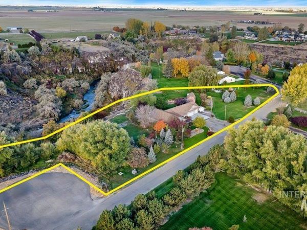 4109 Creekview Dr, Twin Falls, ID 83301