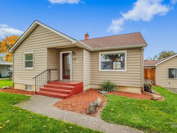 725 Warner Ave, Lewiston, ID 83501
