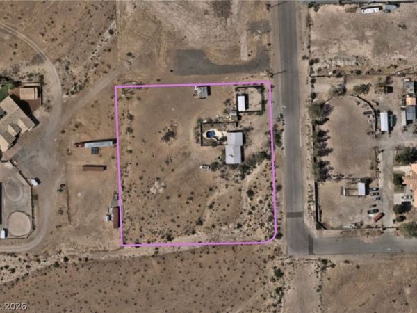 6510 Sobb Avenue, Las Vegas, NV 89118