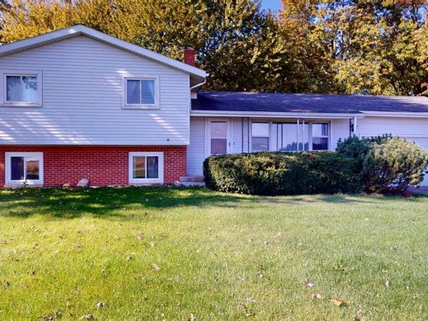 279 Gregory Road, Willard, OH 44890