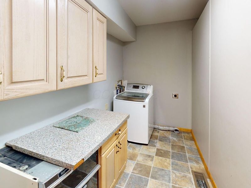 1350 Brookwood Place, Columbus, OH 43209 Photo 28