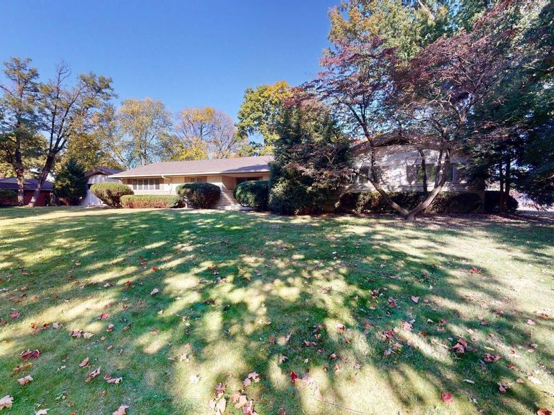1350 Brookwood Place, Columbus, OH 43209 Photo 3