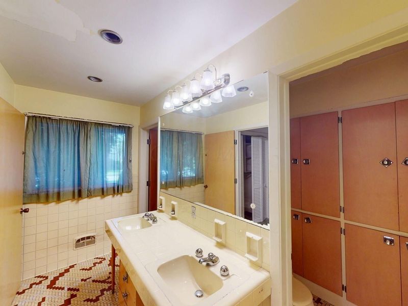 1350 Brookwood Place, Columbus, OH 43209 Photo 46