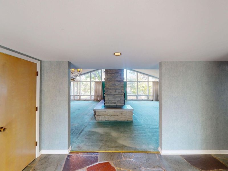 1350 Brookwood Place, Columbus, OH 43209 Photo 5