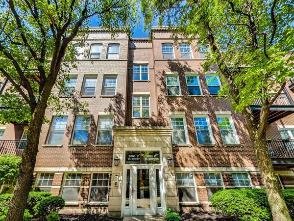 301 W GOETHE Street , Unit 304C, Chicago, IL 60610
