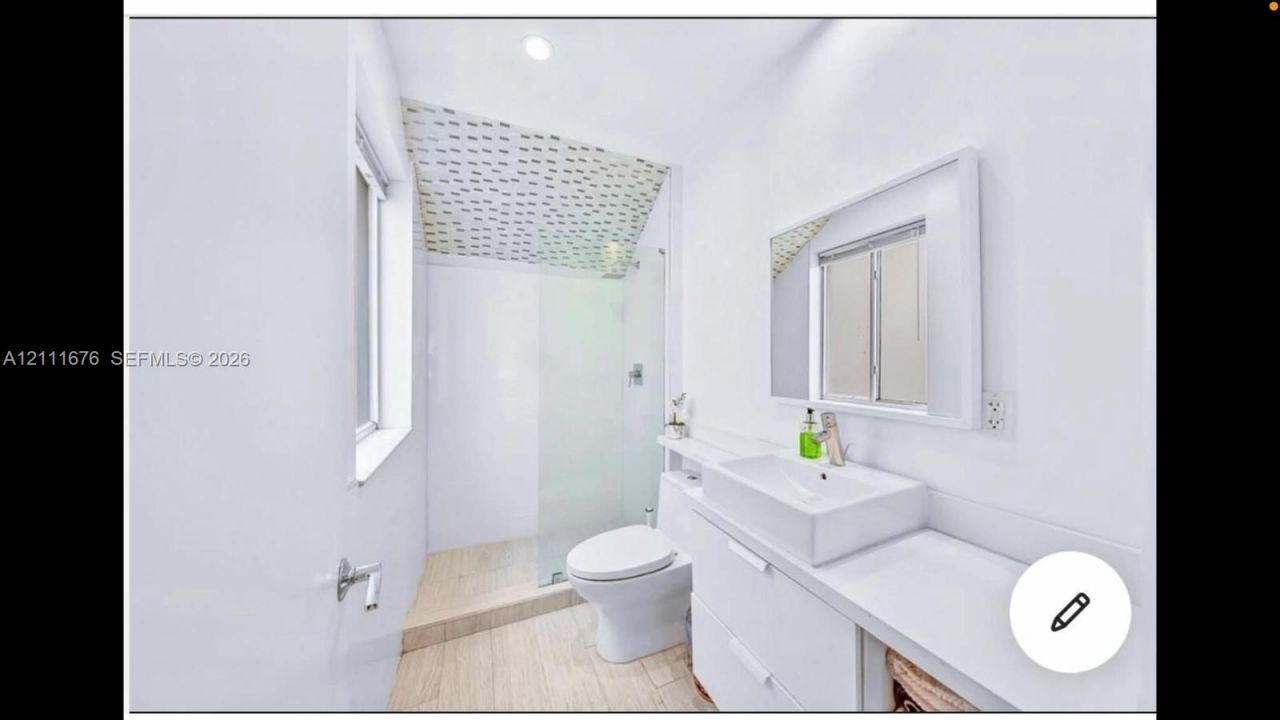 3710 Collins Ave , Unit N-101, Miami Beach, FL 33140 Photo