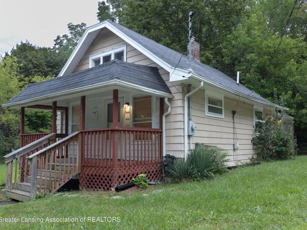 1045 Mccullough Street, Lansing, MI 48912