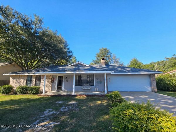 2404 Laura Drive, Picayune, MS 39466