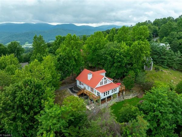 197 Fairview Drive , Traphill, NC 28685