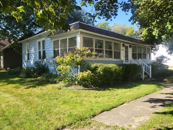 2110 Gary Avenue , Spirit Lake, IA 51360