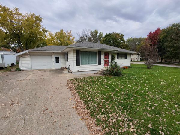 1034 3rd Street , Lake View, IA 51301