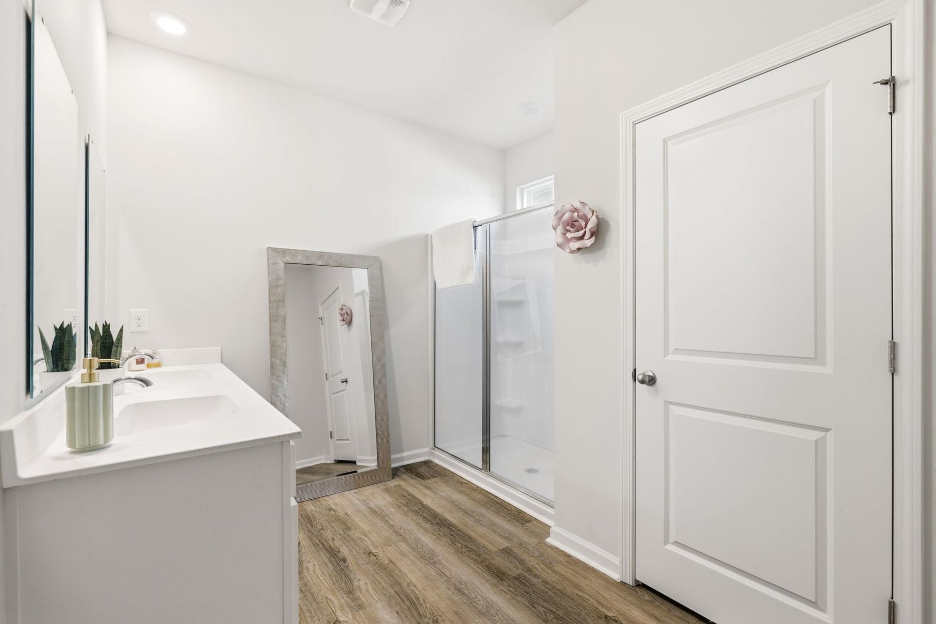 2820 Riverboat Way  Photo 23